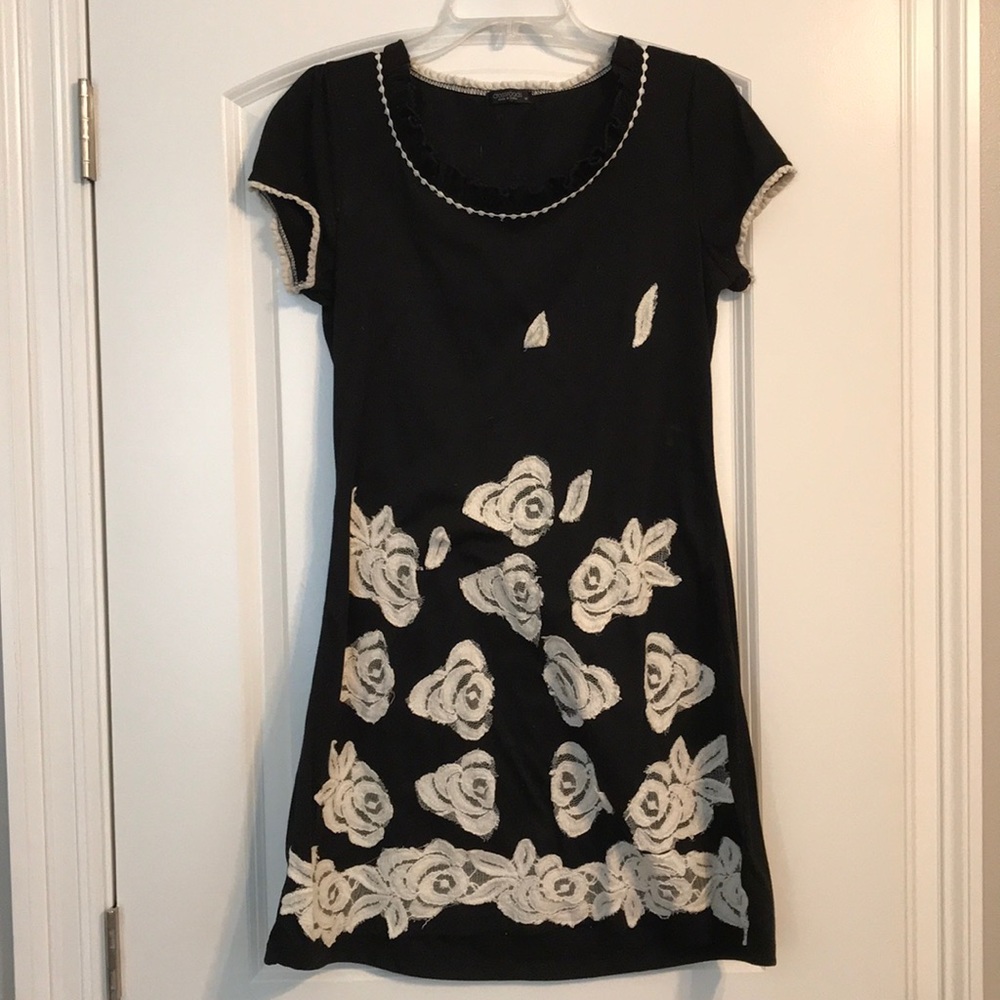 Casual black dress
